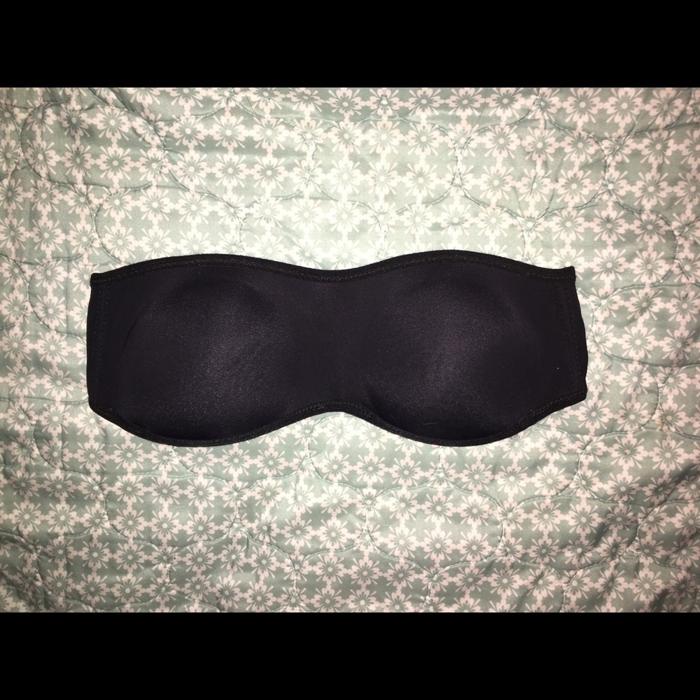 Bras - Picture 4 of 7